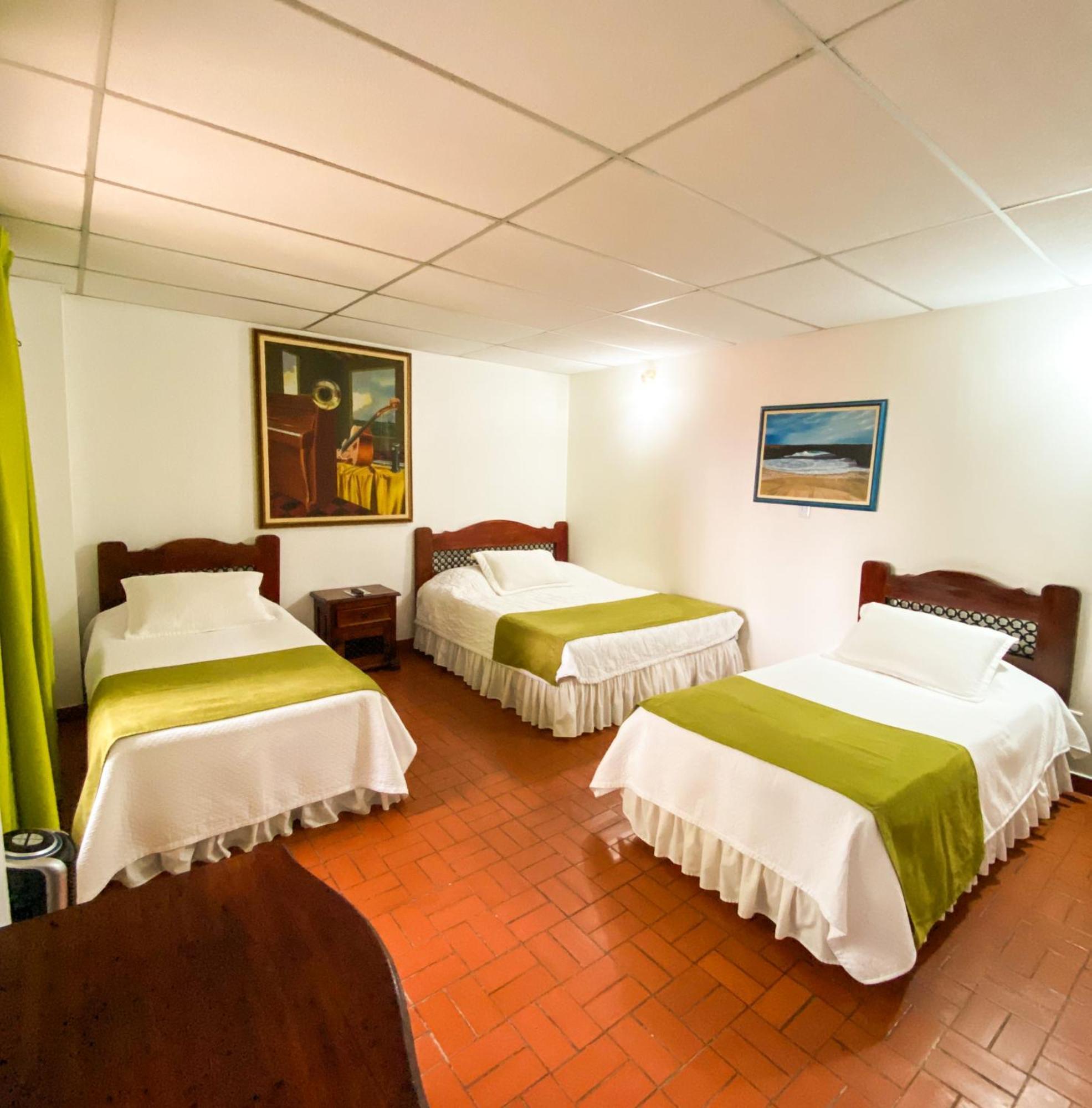 Ecohotel La Casona Pereira Tribunas Exterior photo