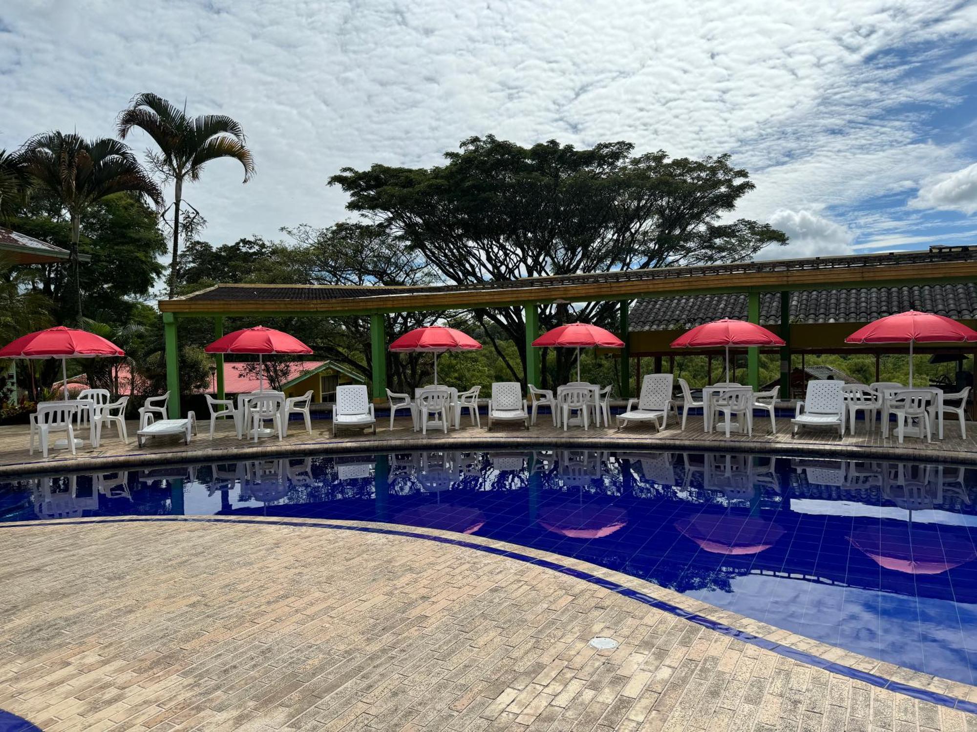 Ecohotel La Casona Pereira Tribunas Exterior photo