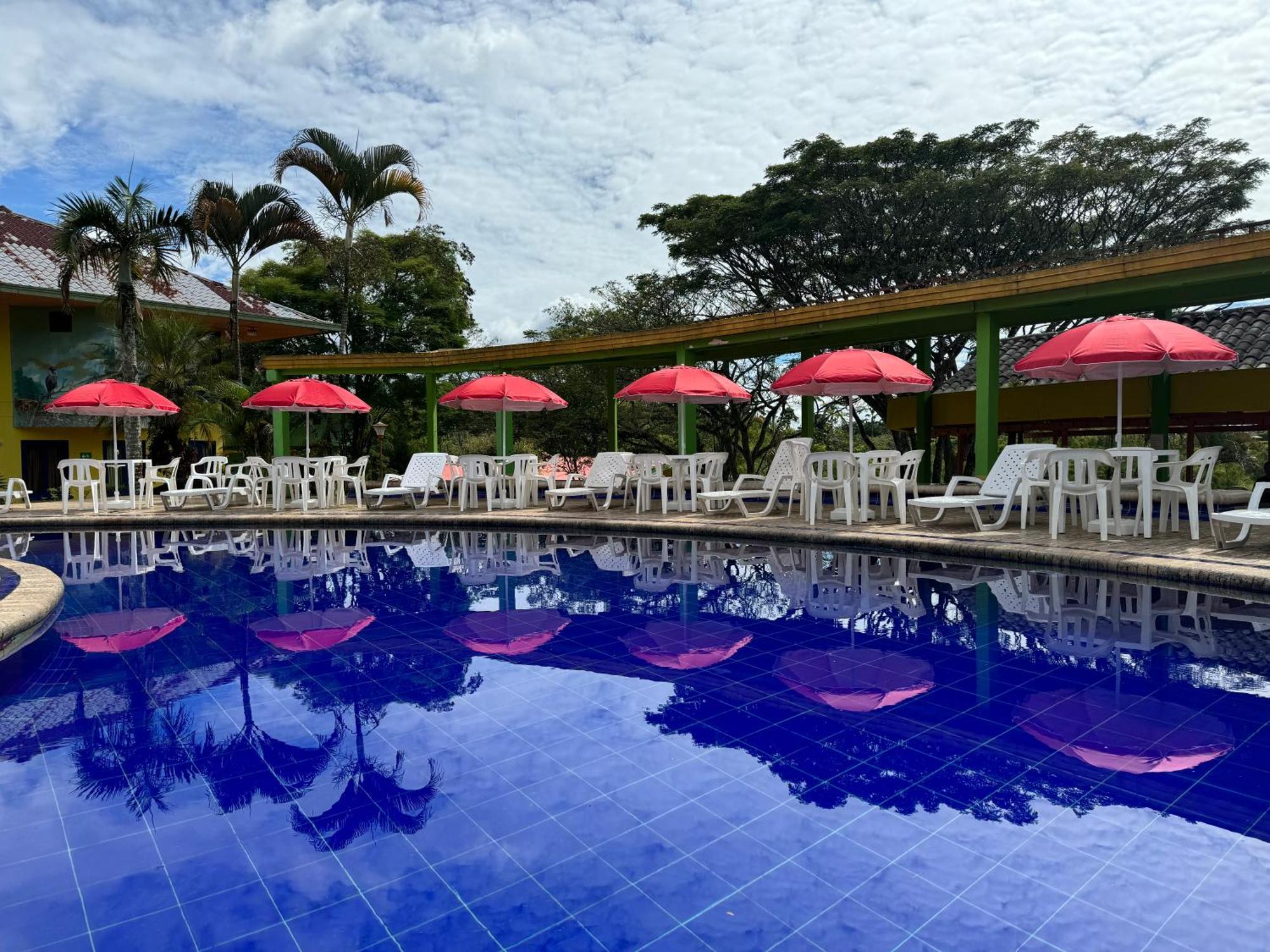 Ecohotel La Casona Pereira Tribunas Exterior photo
